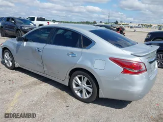 2013 Nissan Altima 2.5 SL with VIN 1N4AL3AP0DC143100, listed as a IAAI auction lot 41998585 with 102,564 mi miles. Bid and sale history available at carsss.com. Image 3.