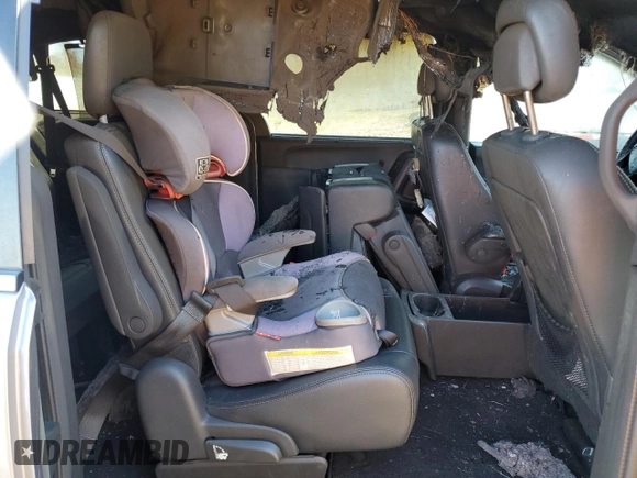2016 Chrysler Town & Country S with VIN 2C4RC1HG7GR138236, listed as a Copart auction lot 46310005 with 0 mi miles and Salvage Title. Bid and sale history available at carsss.com. Image 11.