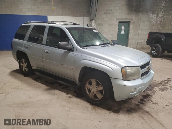 2008 Chevrolet TrailBlazer 1LT with VIN 1GNDT13S082117550, listed as a Copart auction lot 72568774 with 204,283 mi miles and Salvage Title. Bid and sale history available at DreamBid. Image 4.