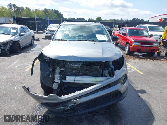 2022 Jeep Compass Latitude with VIN 3C4NJCBB3NT188428, listed as a IAAI auction lot 41930096 with 37,085 mi miles and . Bid and sale history available at DreamBid. Image 12.