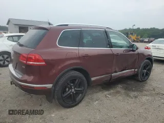 2017 Volkswagen Touareg Wolfsburg Edition с VIN WVGRF7BPXHD005361, выставлен на аукционе Copart как лот 59959415 с пробегом 24 982 миль миль и Списание • Salvage title. История ставок и продаж доступна на DreamBid. Изображение 3.