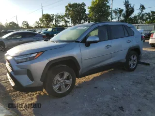 2022 Toyota RAV4 XLE with VIN 2T3W1RFV2NW195861, listed as a Copart auction lot 69635394 with 19,815 mi miles and Non repairable. Bid and sale history available at DreamBid. Image 1.