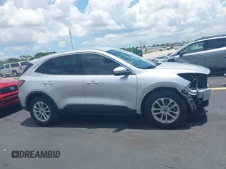 2020 Ford Escape SE with VIN 1FMCU0G6XLUC16023, listed as a IAAI auction lot 42566777 with 37,285 mi miles and . Bid and sale history available at DreamBid. Image 13.