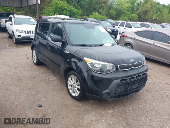 2016 Kia Soul with VIN KNDJN2A22G7382809, listed as a IAAI auction lot 41960741 with 196,933 mi miles. Bid and sale history available at carsss.com. Image 1.