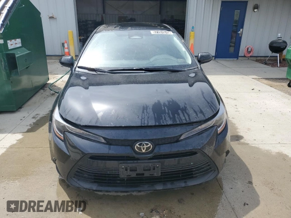 2025 Toyota Corolla LE z VIN 5YFB4MDE6SP276153, wystawiony jako Copart lot #57151515 z przebiegiem 8 509 mil mil oraz Czysty tytuł • Clean title. Historia ofert i sprzedaży dostępna na DreamBid. Obrazek 5.