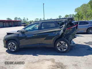 2025 Hyundai Tucson SEL Convenience with VIN 5NMJC3DE6SH460804, listed as a IAAI auction lot 41770219 with 3,847 mi miles. Bid and sale history available at carsss.com. Image 15.