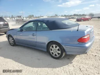 2002 Mercedes-Benz CLK-Class with VIN WDBLK65G82T122427, listed as a Copart auction lot 88716605 with 176,571 mi miles and Salvage Title. Bid and sale history available at carsss.com. Image 2.