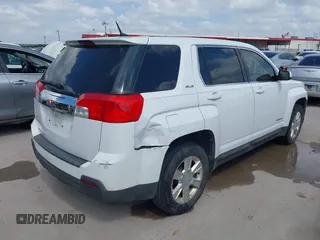 2011 GMC Terrain SLE-1 z VIN 2CTALMEC3B6258243, wystawiony jako IAAI lot #42445185 z przebiegiem 180 402 mil mil oraz . Historia ofert i sprzedaży dostępna na DreamBid. Obrazek 4.