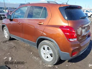 2019 Chevrolet Trax LT with VIN 3GNCJLSB3KL313776, listed as a IAAI auction lot 41830533 with 73,577 mi miles. Bid and sale history available at carsss.com. Image 3.