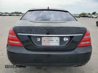 2010 Mercedes-Benz S 400 with VIN WDDNG9FB3AA301975, listed as a Copart auction lot 68335744 with 72,948 mi miles and Salvage Title. Bid and sale history available at DreamBid. Image 6.