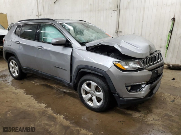 2018 Jeep Compass Latitude with VIN 3C4NJDBB4JT402200, listed as a Copart auction lot 79092824 with NaN miles and Salvage Title. Bid and sale history available at carsss.com. Image 4.
