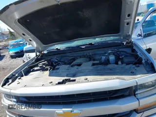 2018 Chevrolet Silverado 1500 LT with VIN 1GCVKREC8JZ237565, listed as a IAAI auction lot 42052619 with 92,790 mi miles and . Bid and sale history available at DreamBid. Image 10.