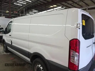 2016 Ford Transit Cargo z VIN 1FTYE1YM1GKB15643, wystawiony jako IAAI lot #42585640 z przebiegiem 301 257 mil mil oraz . Historia ofert i sprzedaży dostępna na DreamBid. Obrazek 8.