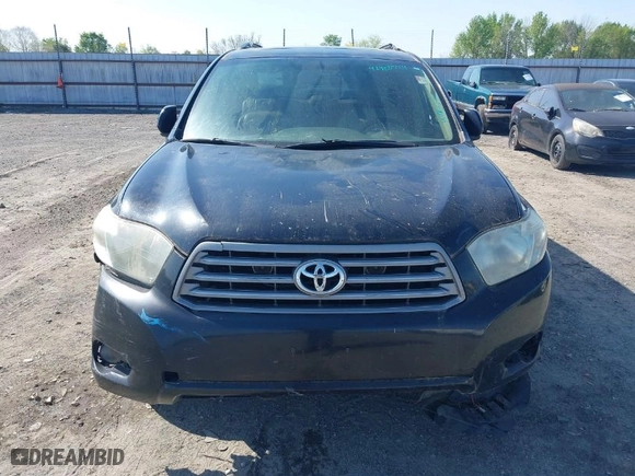 2010 Toyota Highlander SE with VIN 5TDJK3EH0AS012615, listed as a IAAI auction lot 41988529 with 241,662 mi miles. Bid and sale history available at carsss.com. Image 12.