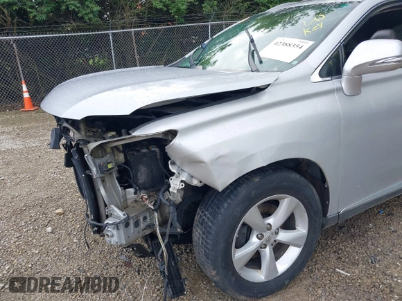 2011 Lexus RX 350 z VIN 2T2BK1BA2BC092800, wystawiony jako IAAI lot #42388354 z przebiegiem 308 086 mil mil oraz . Historia ofert i sprzedaży dostępna na DreamBid. Obrazek 16.
