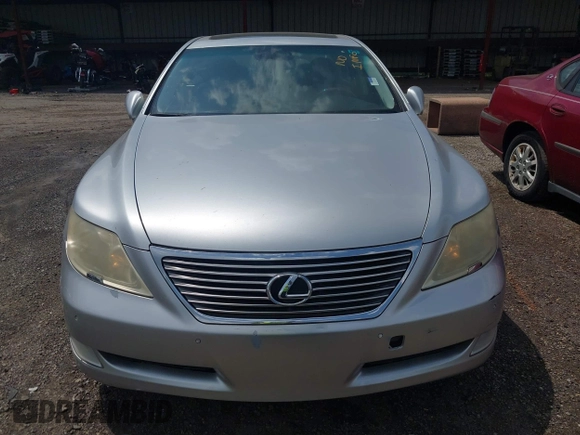 2008 Lexus LS 460 L with VIN JTHGL46FX85028460, listed as a IAAI auction lot 42501852 with 194,399 mi miles and . Bid and sale history available at DreamBid. Image 12.