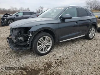 2018 Audi Q5 Premium Plus with VIN WA1BNAFYXJ2020219, listed as a Copart auction lot 48927795 with 52,592 mi miles and Salvage Title. Bid and sale history available at carsss.com. Image 1.
