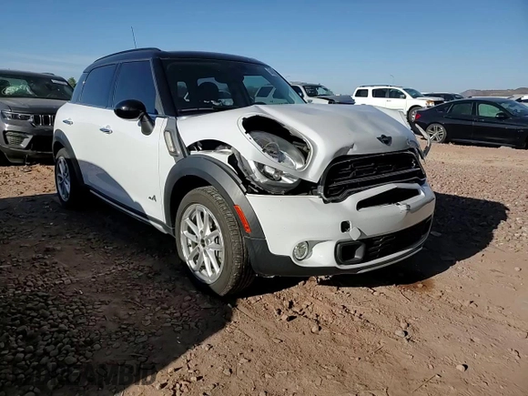 2015 MINI Countryman S with VIN WMWZC5C53FWP44388, listed as a Copart auction lot 54560585 with 67,913 mi miles and Salvage Title. Bid and sale history available at DreamBid. Image 13.