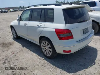 2012 Mercedes-Benz GLK with VIN WDCGG5GB4CF877097, listed as a IAAI auction lot 42127733 with Not Provided miles. Bid and sale history available at carsss.com. Image 3.