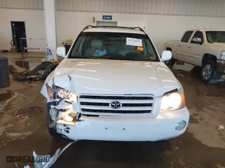 2003 Toyota Highlander with VIN JTEHF21A430153629, listed as a IAAI auction lot 41334411 with 236,557 mi miles. Bid and sale history available at carsss.com. Image 12.