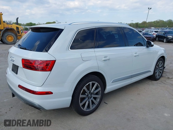 2019 Audi Q7 Premium Plus with VIN WA1LAAF78KD002413, listed as a IAAI auction lot 42212732 with 111,667 mi miles and . Bid and sale history available at DreamBid. Image 4.