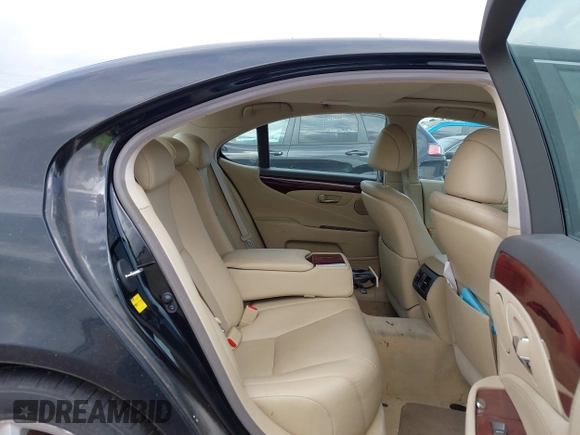 2008 Lexus LS 460 with VIN JTHBL46FX85054924, listed as a IAAI auction lot 42161278 with 1 mi miles. Bid and sale history available at carsss.com. Image 8.
