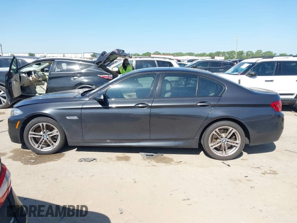 2014 BMW 5 Series 528i z VIN WBA5A5C59ED503028, wystawiony jako IAAI lot #42033479 z przebiegiem 93 335 mil mil oraz . Historia ofert i sprzedaży dostępna na DreamBid. Obrazek 14.