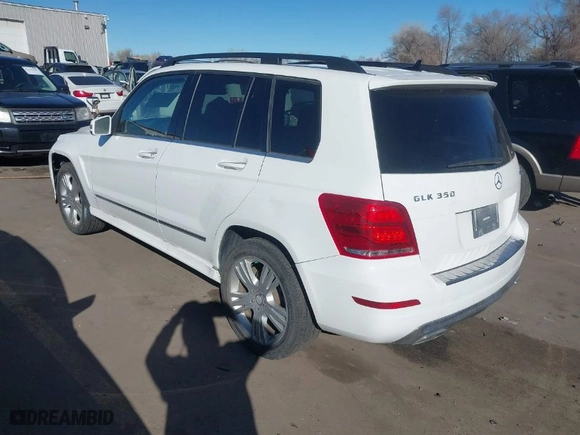 2015 Mercedes-Benz GLK-Class GLK 350 with VIN WDCGG8JB6FG348243, listed as a IAAI auction lot 41658114 with 81,077 mi miles. Bid and sale history available at carsss.com. Image 3.