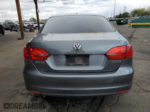 2013 Volkswagen Jetta SE with VIN 3VWDP7AJ0DM402064, listed as a Copart auction lot 55100605 with 177,818 mi miles and Non repairable. Bid and sale history available at DreamBid. Image 6.