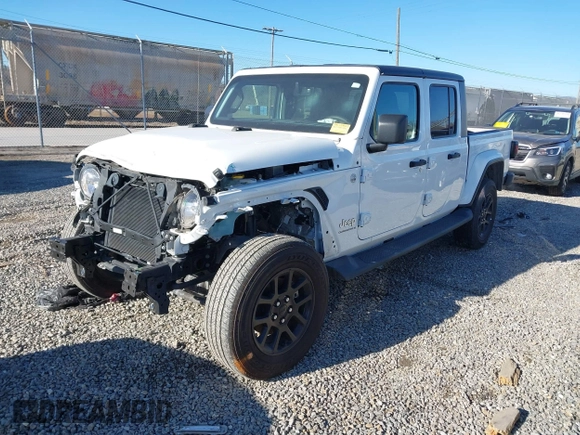 2023 Jeep Gladiator High Altitude with VIN 1C6HJTFG4PL560982, listed as a IAAI auction lot 41236477 with 28,835 mi miles and . Bid and sale history available at DreamBid. Image 17.