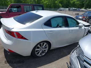 2016 Lexus IS 300/350 z VIN JTHCM1D21G5003441, wystawiony jako IAAI lot #42213684 z przebiegiem 88 190 mil mil oraz . Historia ofert i sprzedaży dostępna na DreamBid. Obrazek 12.