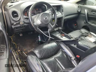 2012 Nissan Maxima SV z VIN 1N4AA5AP4CC858624, wystawiony jako Copart lot #54853025 z przebiegiem 155 708 mil mil oraz Szkoda całkowita • Salvage title. Historia ofert i sprzedaży dostępna na DreamBid. Obrazek 8.