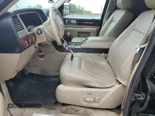 2005 Lincoln Navigator Luxury with VIN 5LMFU28565LJ12486, listed as a Copart auction lot 73629544 with 151,812 mi miles and Salvage Title. Bid and sale history available at carsss.com. Image 7.