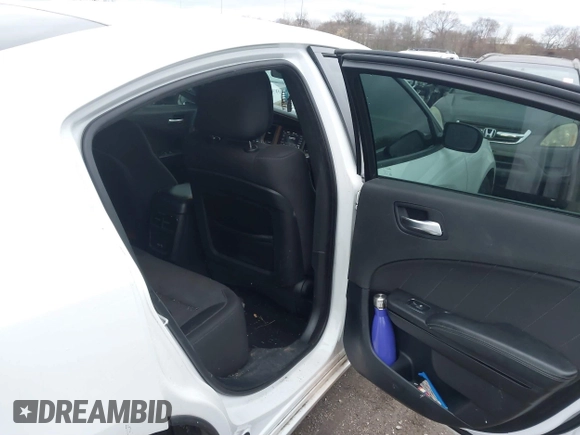 2019 Dodge Charger SXT with VIN 2C3CDXBG9KH598841, listed as a IAAI auction lot 41093938 with 112,359 mi miles. Bid and sale history available at carsss.com. Image 8.