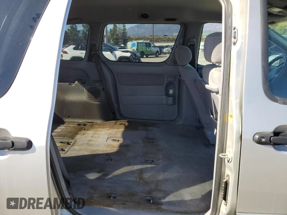 2003 Toyota Sienna CE with VIN 4T3ZF19C83U535893, listed as a Copart auction lot 46493325 with 154,355 mi miles and Salvage Title. Bid and sale history available at carsss.com. Image 12.