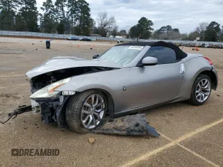 2010 Nissan 370Z z VIN JN1AZ4FH0AM301315, wystawiony jako Copart lot #86204894 z przebiegiem Nie podano mil oraz Szkody całkowita. Historia ofert i sprzedaży dostępna na DreamBid. Obrazek 1.