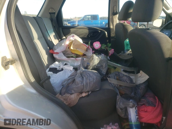2007 Ford Escape XLS with VIN 1FMYU02Z27KA84268, listed as a Copart auction lot 87313374 with 157,968 mi miles and Non repairable. Bid and sale history available at DreamBid. Image 12.