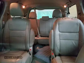 2018 Toyota Sienna XLE with VIN 5TDDZ3DC1JS205063, listed as a Copart auction lot 44334065 with 103,369 mi miles and Clean Title. Bid and sale history available at carsss.com. Image 10.