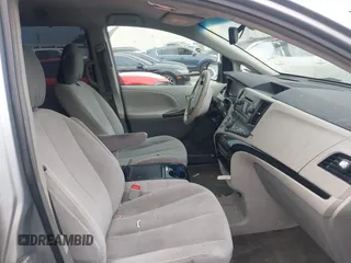 2014 Toyota Sienna LE AAS с VIN 5TDKK3DC6ES424568, выставлен на аукционе IAAI как лот 42067795 с пробегом 148 218 миль миль и . История ставок и продаж доступна на DreamBid. Изображение 5.