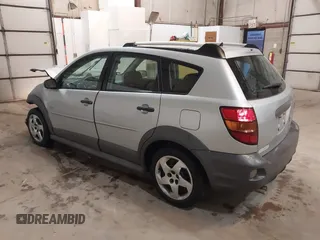 2008 Pontiac Vibe with VIN 5Y2SL65838Z401597, listed as a IAAI auction lot 41921430 with 147,752 mi miles. Bid and sale history available at carsss.com. Image 3.