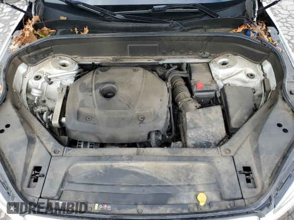 2017 Volvo XC90 Momentum with VIN YV4A22PK3H1165058, listed as a Copart auction lot 61072965 with 131,178 mi miles and Salvage title. Bid and sale history available at DreamBid. Image 12.