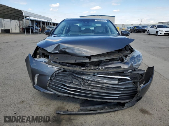 2018 Toyota Avalon Hybrid XLE Plus z VIN 4T1BD1EB4JU060916, wystawiony jako Copart lot #47883595 z przebiegiem 106 333 mil mil oraz Szkoda całkowita • Salvage title. Historia ofert i sprzedaży dostępna na DreamBid. Obrazek 5.