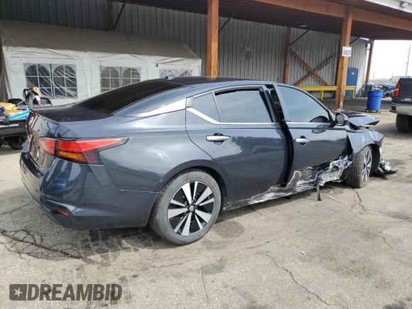 2022 Nissan Altima 2.5 SV with VIN 1N4BL4DV6NN396139, listed as a Copart auction lot 51179335 with 53,861 mi miles and Salvage Title. Bid and sale history available at carsss.com. Image 3.