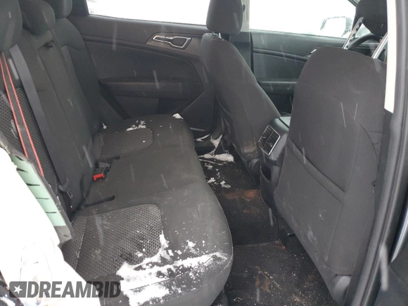 2024 Kia Sportage LX with VIN KNDPUCDF2R7243364, listed as a Copart auction lot 44174795 with 35,144 mi miles and Salvage Title. Bid and sale history available at DreamBid. Image 12.