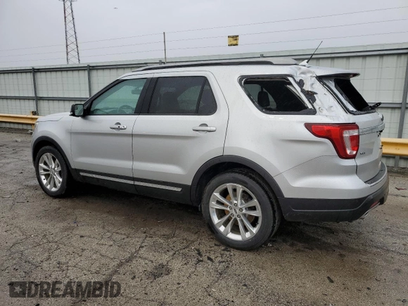 2018 Ford Explorer XLT с VIN 1FM5K7D84JGA34326, выставлен на аукционе Copart как лот 51429985 с пробегом 70 109 миль миль и Списание • Salvage title. История ставок и продаж доступна на DreamBid. Изображение 2.