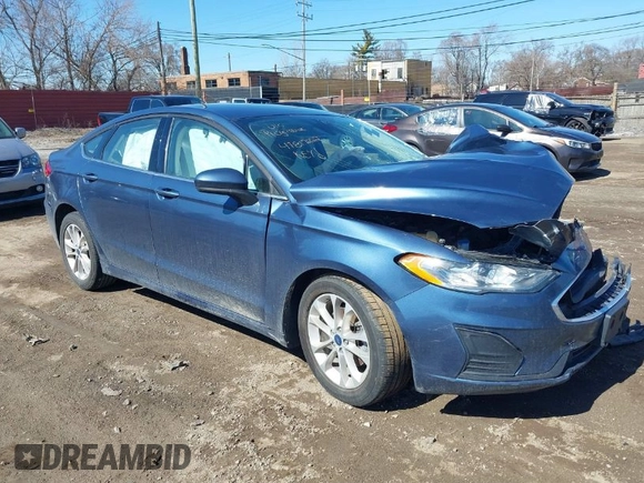 2019 Ford Fusion SE with VIN 3FA6P0H75KR238698, listed as a IAAI auction lot 41817222 with 1 mi miles. Bid and sale history available at carsss.com. Image 1.
