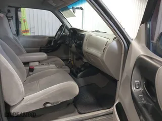 1999 Ford Ranger XLT with VIN 1FTZR15X0XPB95267, listed as a IAAI auction lot 41880544 with 222,938 mi miles. Bid and sale history available at carsss.com. Image 5.