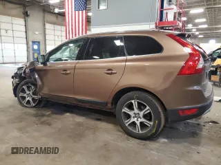 2013 Volvo XC60 T6 с VIN YV4902DZ4D2428785, выставлен на аукционе Copart как лот 48173275 с пробегом 159 746 миль миль и Списание • Salvage title. История ставок и продаж доступна на DreamBid. Изображение 2.
