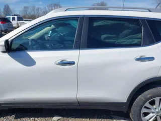 2014 Nissan Rogue SV with VIN 5N1AT2MV2EC767234, listed as a IAAI auction lot 41643753 with 182,355 mi miles. Bid and sale history available at carsss.com. Image 14.
