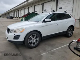 2013 Volvo XC60 T6 with VIN YV4902DZXD2462102, listed as a Copart auction lot 61441065 with 165,556 mi miles and Salvage title. Bid and sale history available at DreamBid. Image 1.